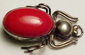 UNS33 Mexico sterling/red glass bug pin